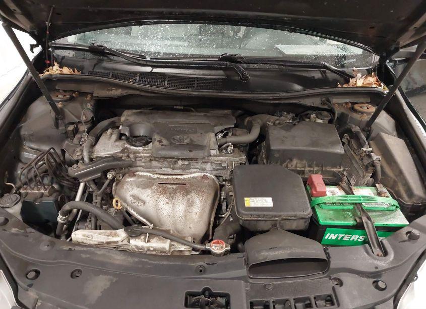 Photo 10 of 2016 Toyota Camry LE (VIN 4T1BF1FK1GU161915)