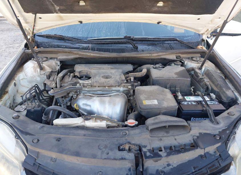 Photo 10 of 2016 Toyota Camry SE (VIN 4T1BF1FK1GU162076)