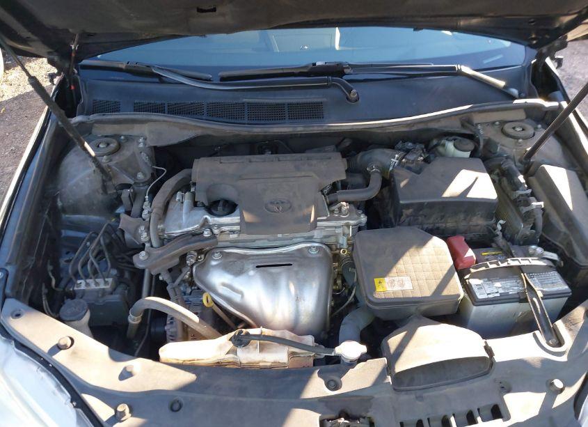 Photo 10 of 2016 Toyota Camry LE (VIN 4T1BF1FK1GU163194)