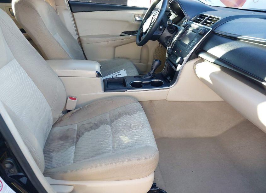 Photo 5 of 2016 Toyota Camry LE (VIN 4T1BF1FK1GU163194)