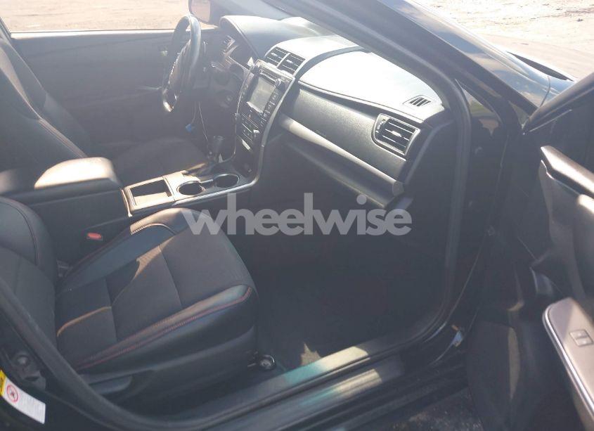 Photo 5 of 2016 Toyota Camry SE (VIN 4T1BF1FK1GU176219)