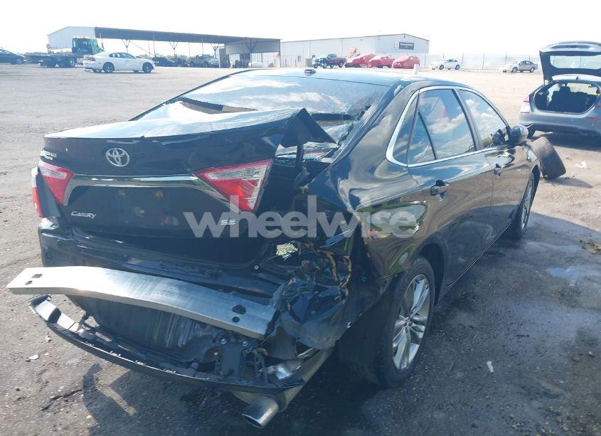 Photo 6 of 2016 Toyota Camry SE (VIN 4T1BF1FK1GU176219)