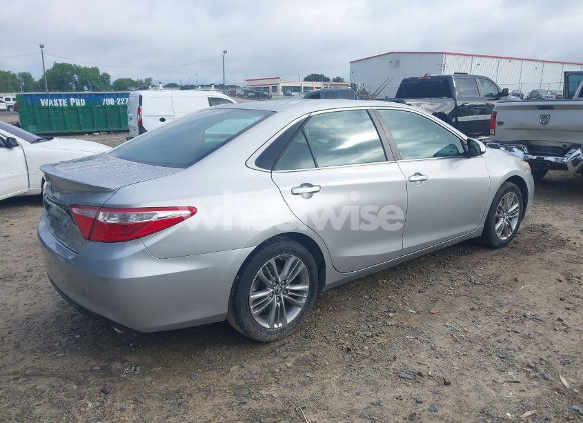 Photo 4 of 2016 Toyota Camry SE (VIN 4T1BF1FK1GU181503)