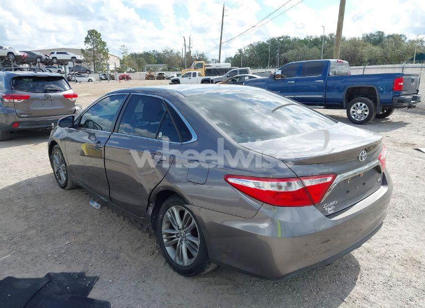 Photo 3 of 2016 Toyota Camry SE (VIN 4T1BF1FK1GU183820)