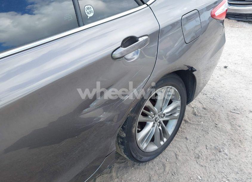 Photo 6 of 2016 Toyota Camry SE (VIN 4T1BF1FK1GU183820)