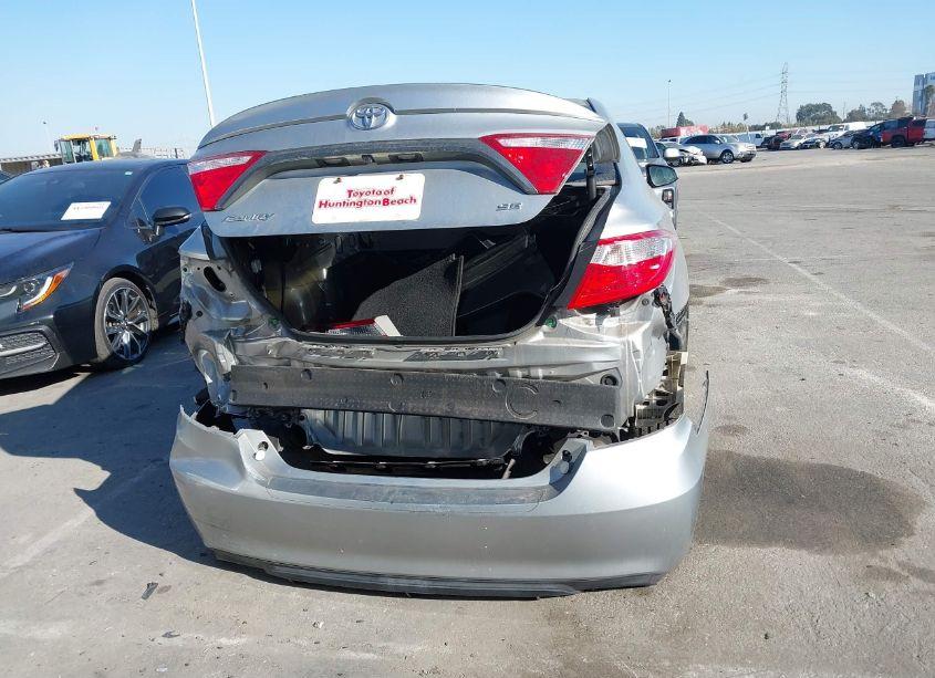 Photo 17 of 2016 Toyota Camry SE (VIN 4T1BF1FK1GU185177)