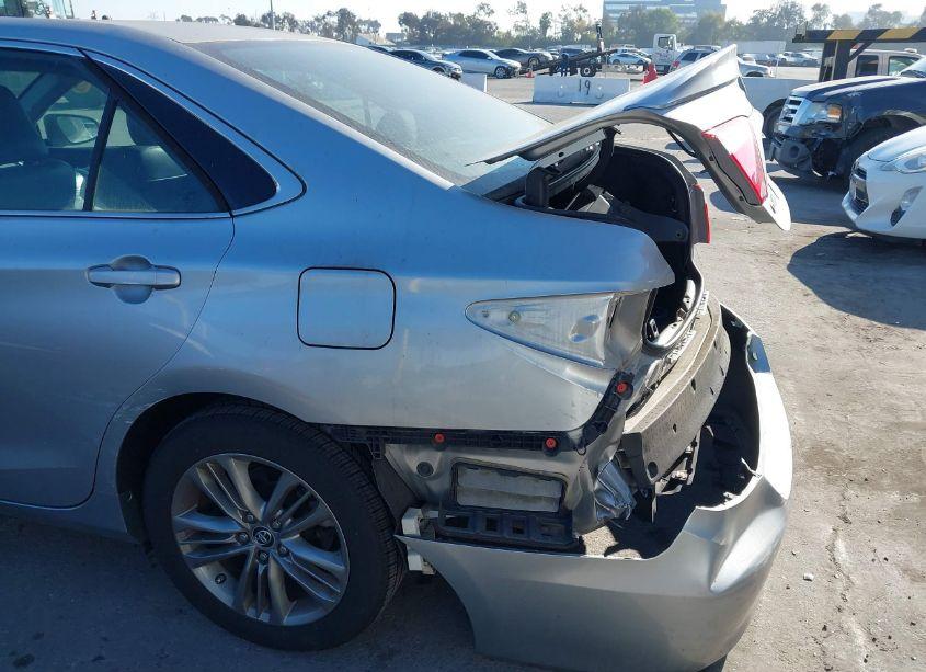 Photo 6 of 2016 Toyota Camry SE (VIN 4T1BF1FK1GU185177)