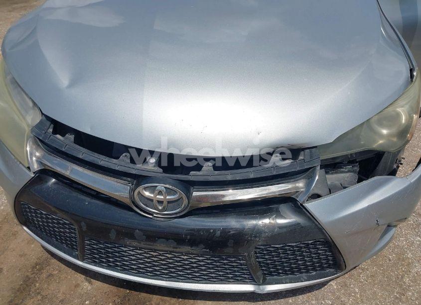 Photo 6 of 2016 Toyota Camry SE (VIN 4T1BF1FK1GU192923)