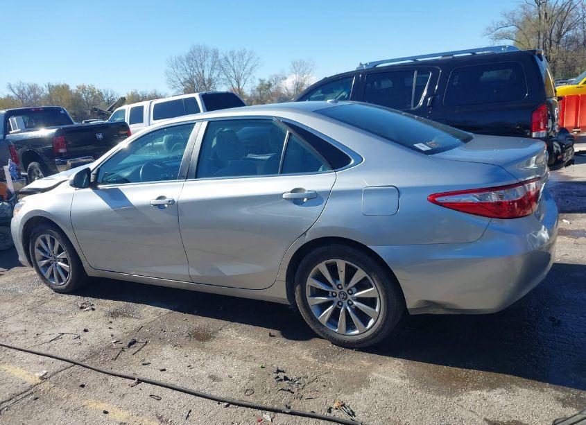 Photo 14 of 2016 Toyota Camry XLE (VIN 4T1BF1FK1GU209610)