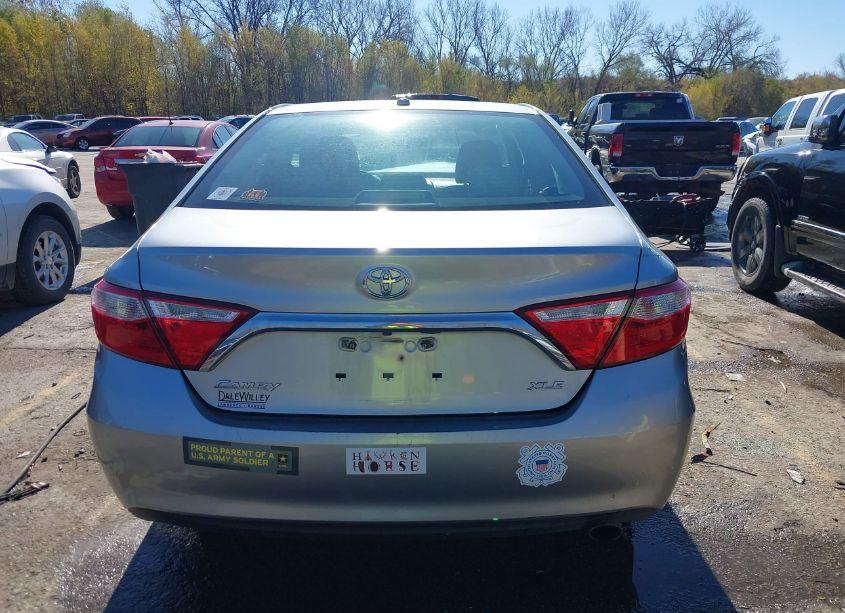 Photo 16 of 2016 Toyota Camry XLE (VIN 4T1BF1FK1GU209610)