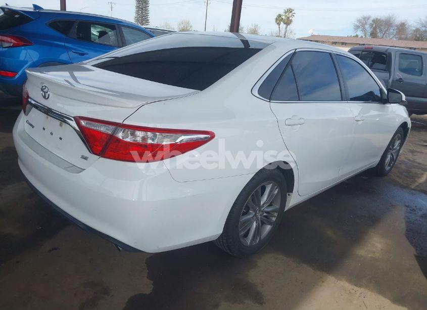 Photo 4 of 2016 Toyota Camry SE (VIN 4T1BF1FK1GU236077)