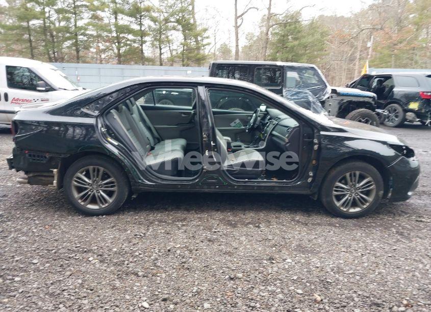 Photo 13 of 2016 Toyota Camry SE (VIN 4T1BF1FK1GU240257)