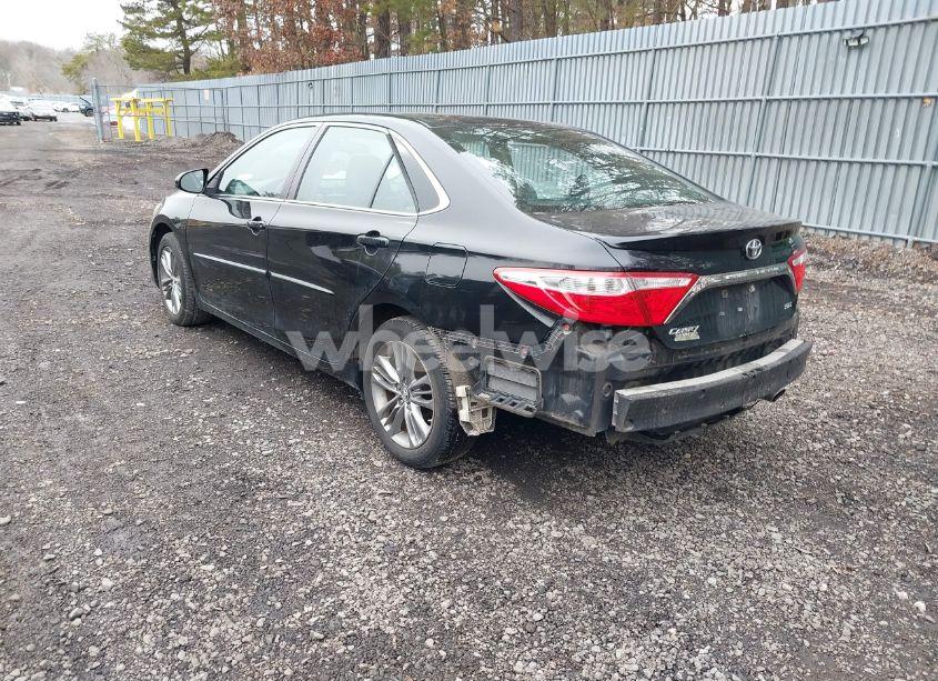 Photo 3 of 2016 Toyota Camry SE (VIN 4T1BF1FK1GU240257)