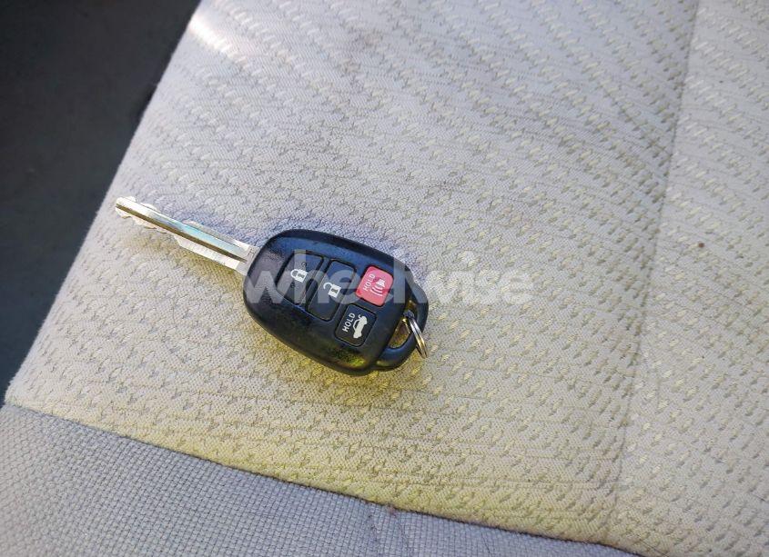 Photo 11 of 2016 Toyota Camry LE (VIN 4T1BF1FK1GU264669)