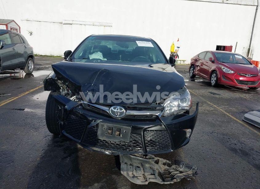 Photo 12 of 2016 Toyota Camry LE/XLE/SE/XSE (VIN 4T1BF1FK1GU525847)