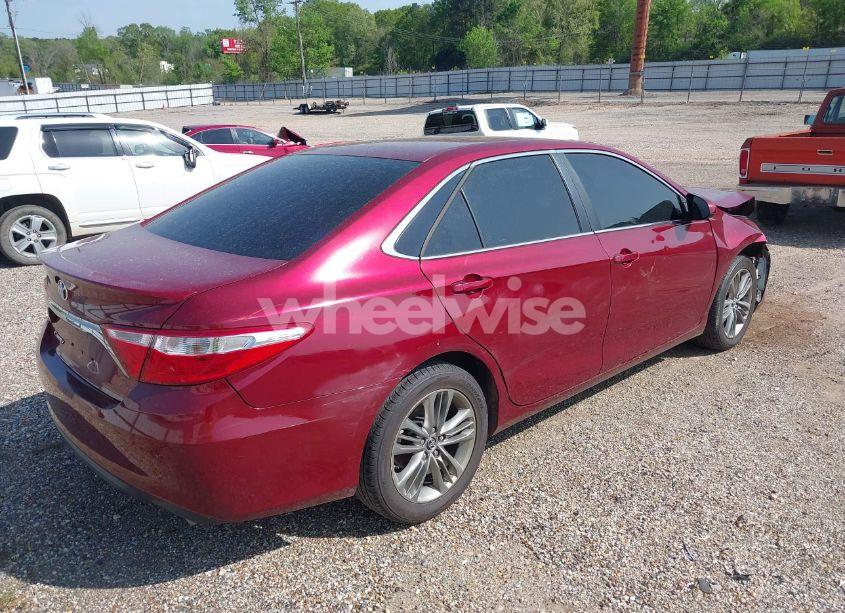 Photo 4 of 2016 Toyota Camry SE (VIN 4T1BF1FK1GU529476)