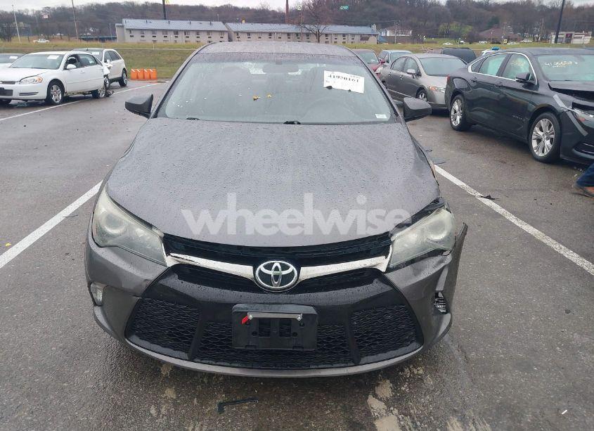 Photo 13 of 2016 Toyota Camry SE (VIN 4T1BF1FK1GU546942)
