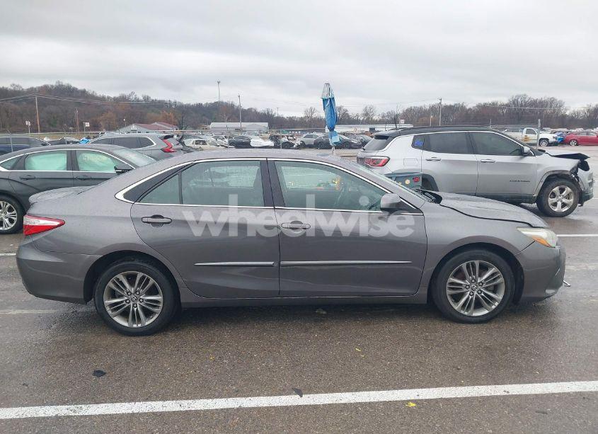 Photo 14 of 2016 Toyota Camry SE (VIN 4T1BF1FK1GU546942)