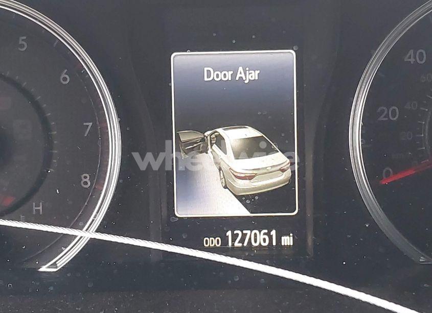 Photo 16 of 2016 Toyota Camry SE (VIN 4T1BF1FK1GU546942)