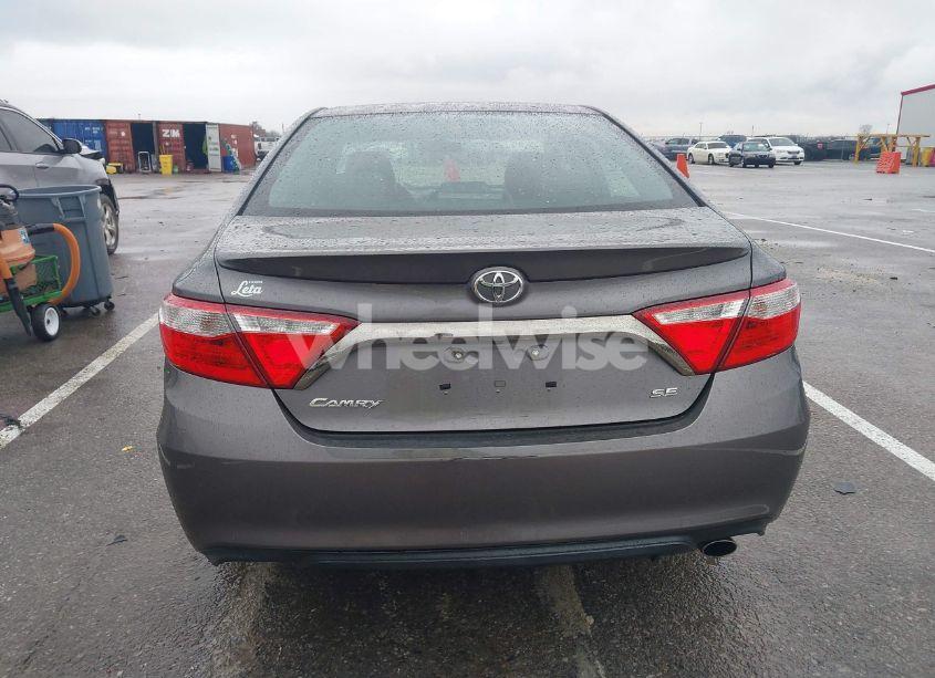 Photo 17 of 2016 Toyota Camry SE (VIN 4T1BF1FK1GU546942)