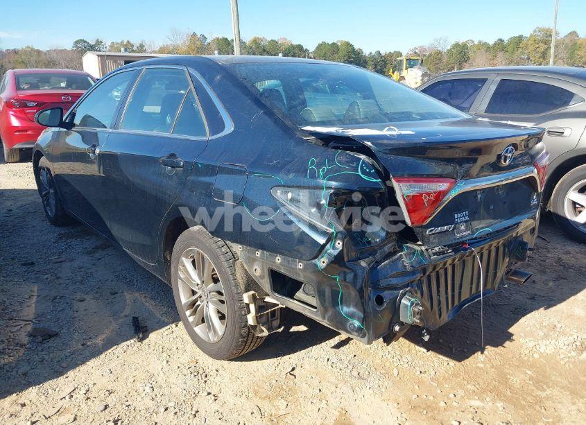 Photo 3 of 2016 Toyota Camry SE (VIN 4T1BF1FK1GU571498)