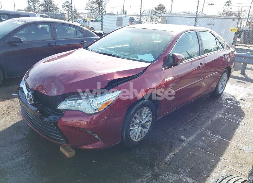 Photo 2 of 2016 Toyota Camry LE (VIN 4T1BF1FK1GU576913)
