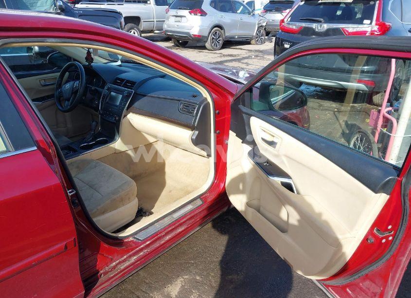 Photo 5 of 2016 Toyota Camry LE (VIN 4T1BF1FK1GU576913)