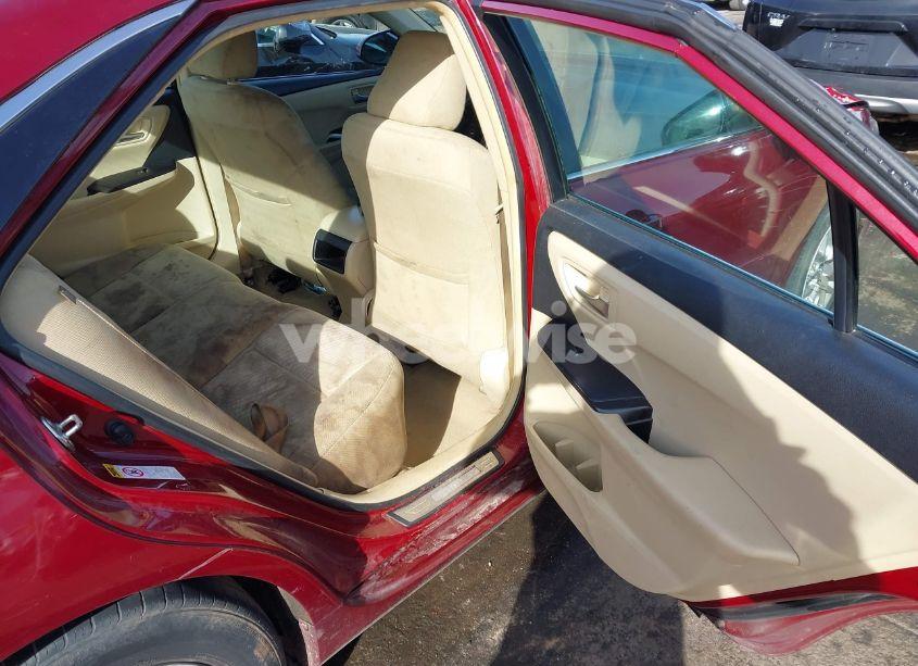 Photo 8 of 2016 Toyota Camry LE (VIN 4T1BF1FK1GU576913)