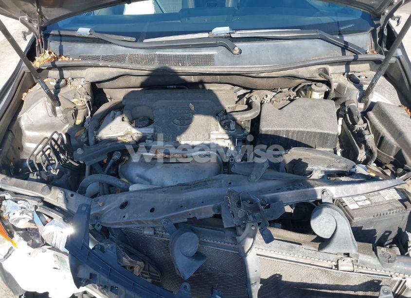 Photo 10 of 2016 Toyota Camry LE/SE/XLE/XSE (VIN 4T1BF1FK1GU584218)