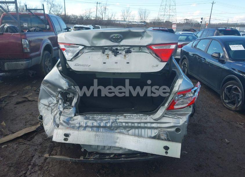 Photo 16 of 2016 Toyota Camry LE (VIN 4T1BF1FK1GU588351)