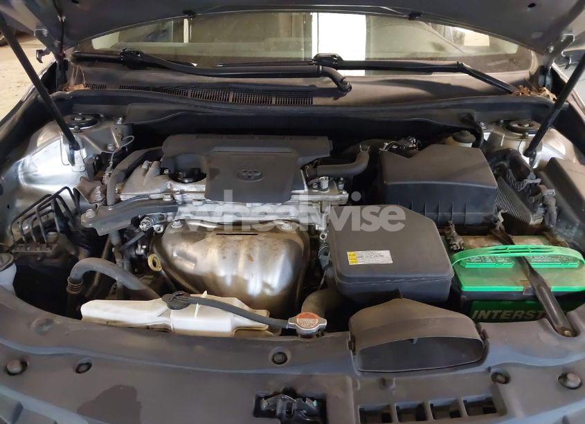 Photo 10 of 2016 Toyota Camry LE (VIN 4T1BF1FK1GU591881)