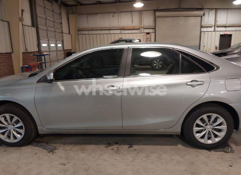 Photo 15 of 2016 Toyota Camry LE (VIN 4T1BF1FK1GU591881)