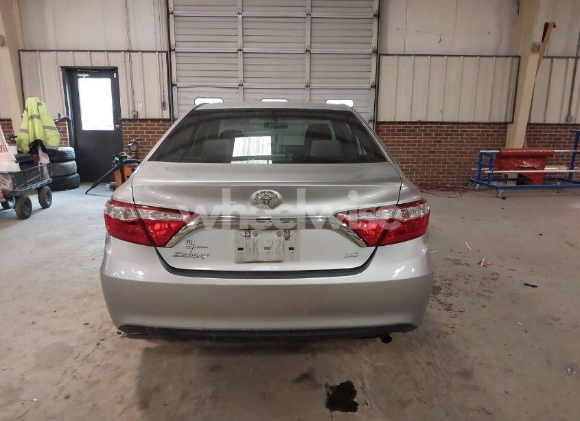 Photo 17 of 2016 Toyota Camry LE (VIN 4T1BF1FK1GU591881)