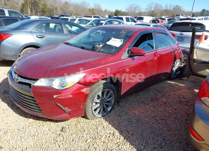 Photo 2 of 2016 Toyota Camry XLE (VIN 4T1BF1FK1GU593257)