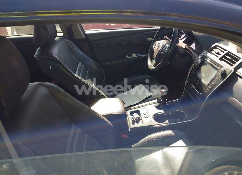 Photo 5 of 2016 Toyota Camry XLE (VIN 4T1BF1FK1GU593257)