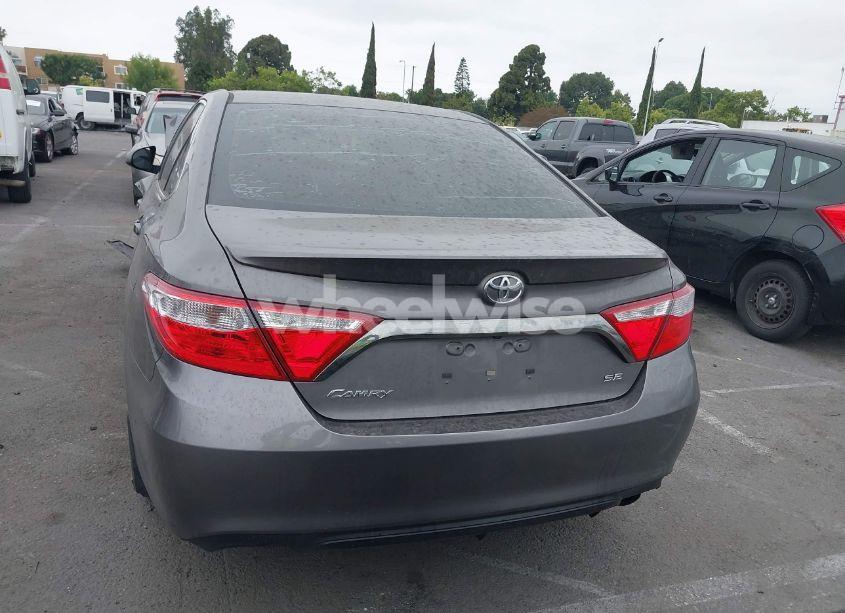 Photo 16 of 2016 Toyota Camry SE (VIN 4T1BF1FK1GU598085)