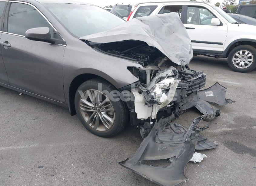 Photo 17 of 2016 Toyota Camry SE (VIN 4T1BF1FK1GU598085)