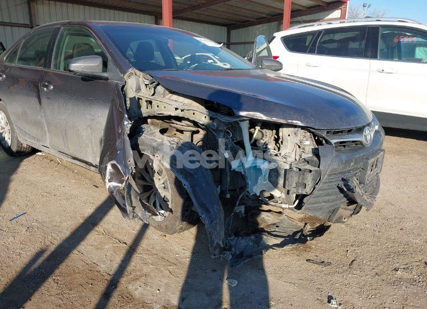 Photo 6 of 2016 Toyota Camry LE (VIN 4T1BF1FK1GU603799)