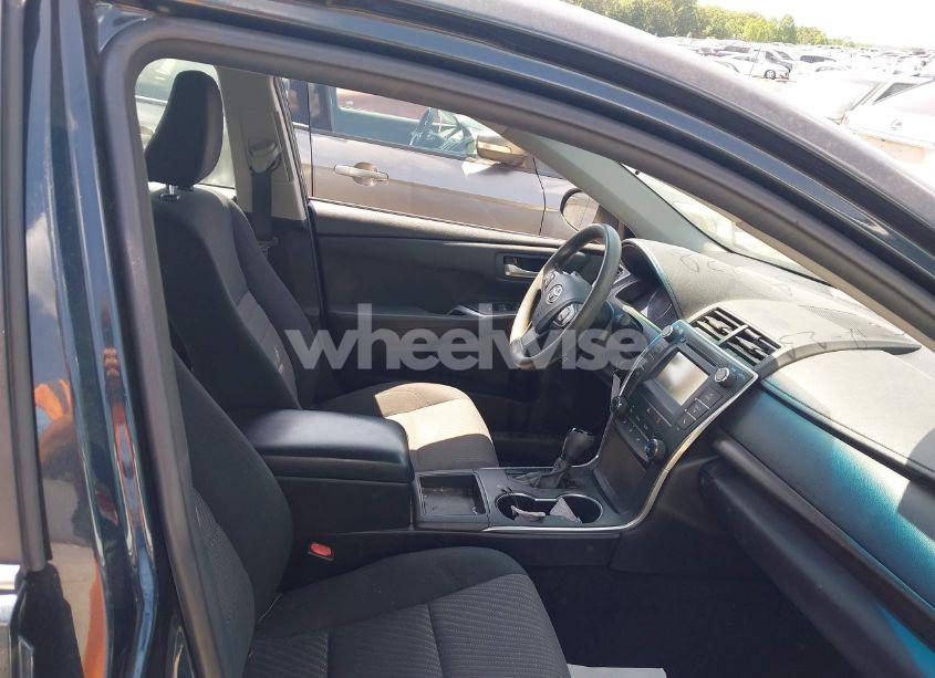 Photo 5 of 2016 Toyota Camry LE (VIN 4T1BF1FK1GU605178)