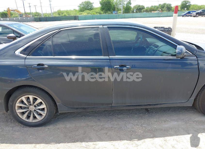 Photo 14 of 2017 Toyota Camry LE (VIN 4T1BF1FK1HU268111)