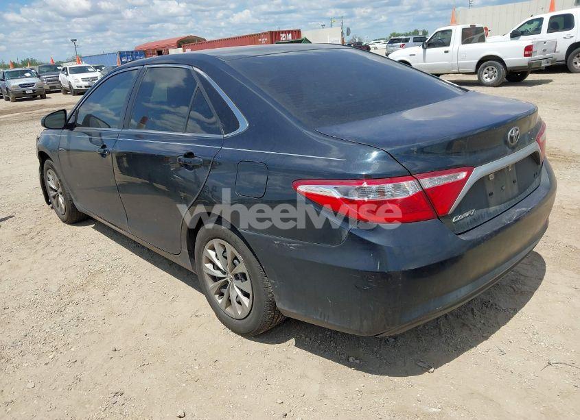 Photo 3 of 2017 Toyota Camry LE (VIN 4T1BF1FK1HU268111)