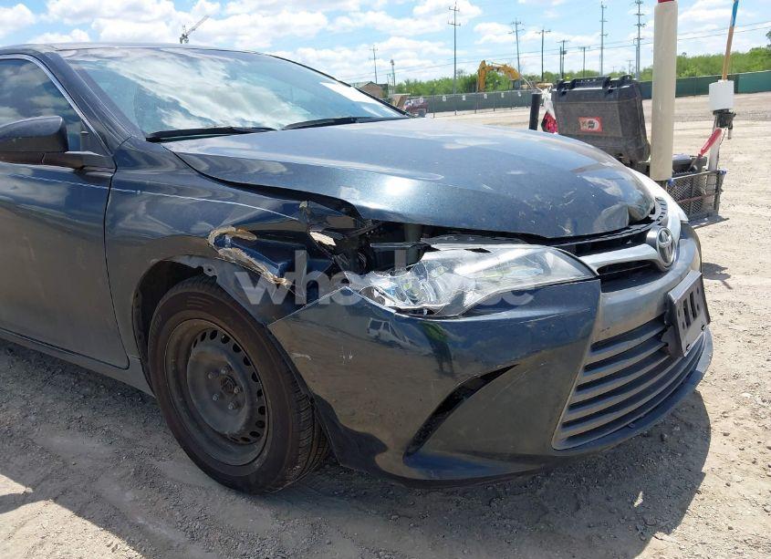 Photo 6 of 2017 Toyota Camry LE (VIN 4T1BF1FK1HU268111)