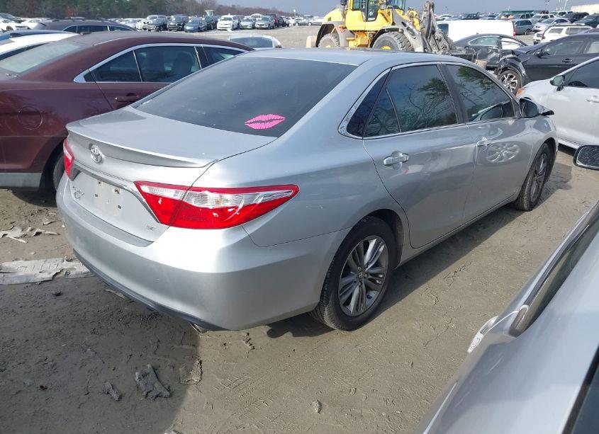 Photo 4 of 2017 Toyota Camry SE (VIN 4T1BF1FK1HU311927)