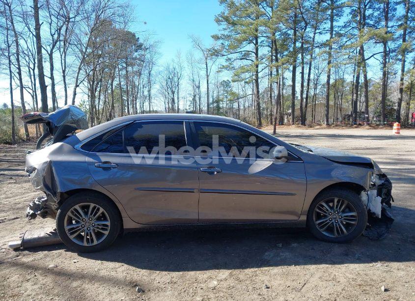 Photo 13 of 2017 Toyota Camry SE (VIN 4T1BF1FK1HU335404)