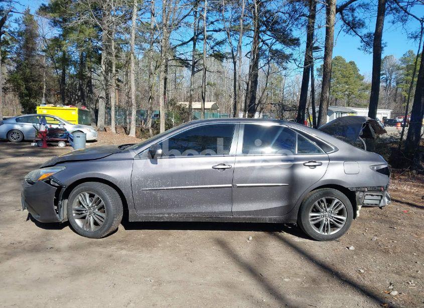 Photo 14 of 2017 Toyota Camry SE (VIN 4T1BF1FK1HU335404)