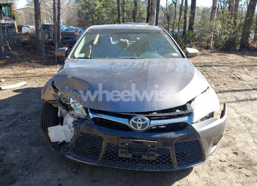 Photo 6 of 2017 Toyota Camry SE (VIN 4T1BF1FK1HU335404)