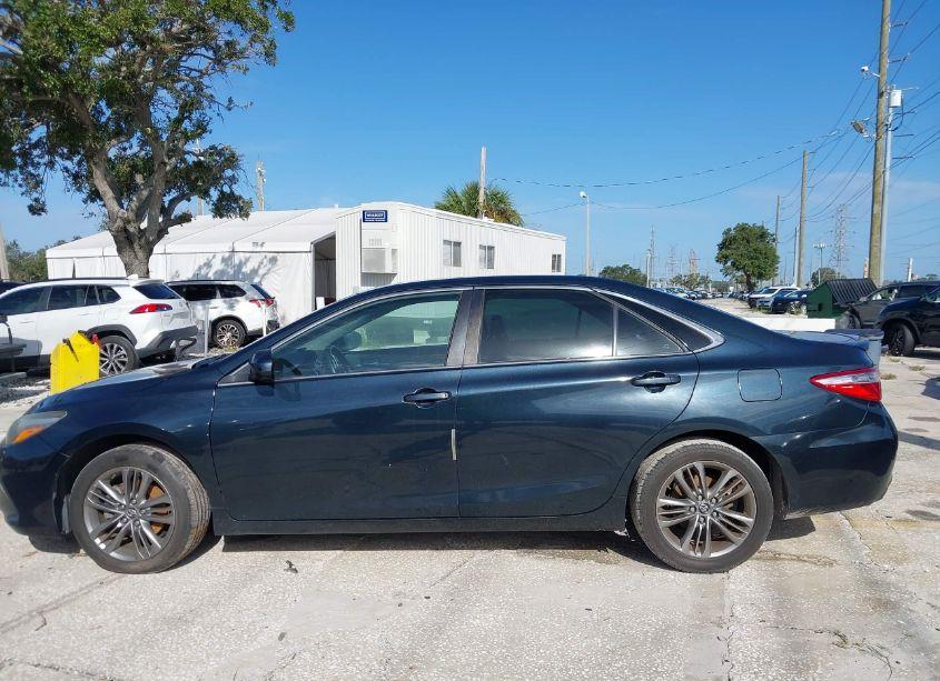 Photo 14 of 2017 Toyota Camry SE (VIN 4T1BF1FK1HU336844)