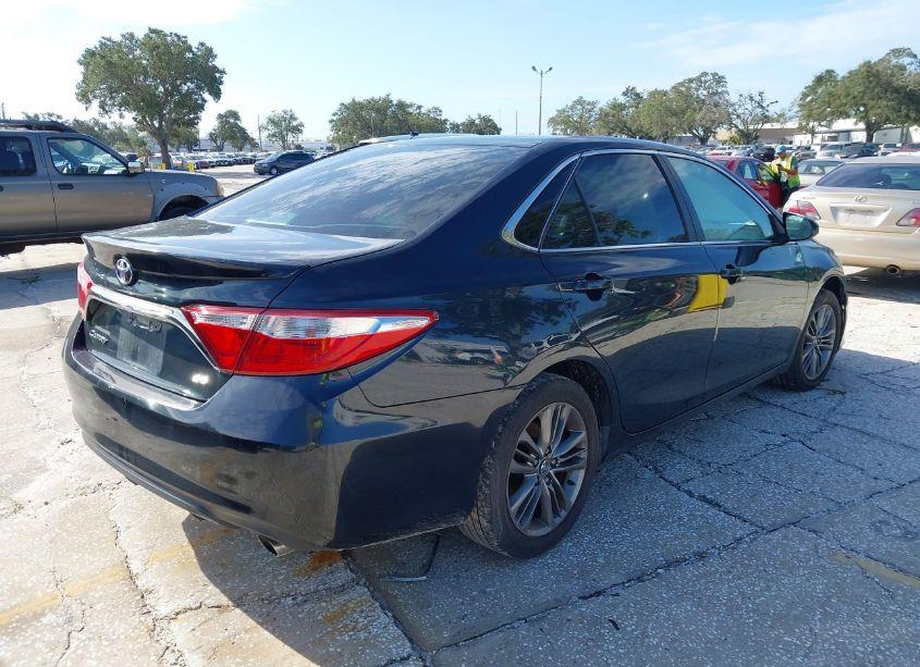 Photo 4 of 2017 Toyota Camry SE (VIN 4T1BF1FK1HU336844)