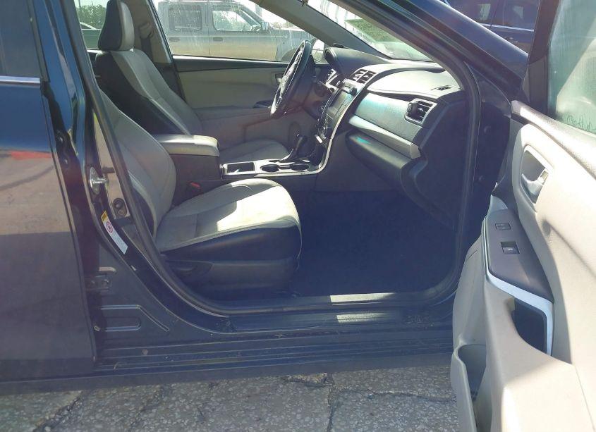 Photo 5 of 2017 Toyota Camry SE (VIN 4T1BF1FK1HU336844)