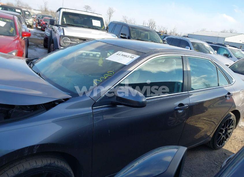 Photo 14 of 2017 Toyota Camry LE (VIN 4T1BF1FK1HU367897)